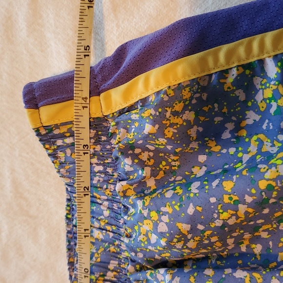 Nike DriFit Tempo Icon Clash Blue and Yellow Women's Athletic Sz. L Shorts - Picture 8 of 11